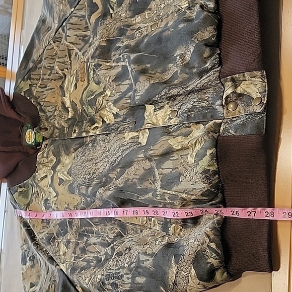 Cabela's Size XL Camo Hunting Jacket with Brown Trim and Hood, Exc. Used Cond. - Picture 10 of 12
